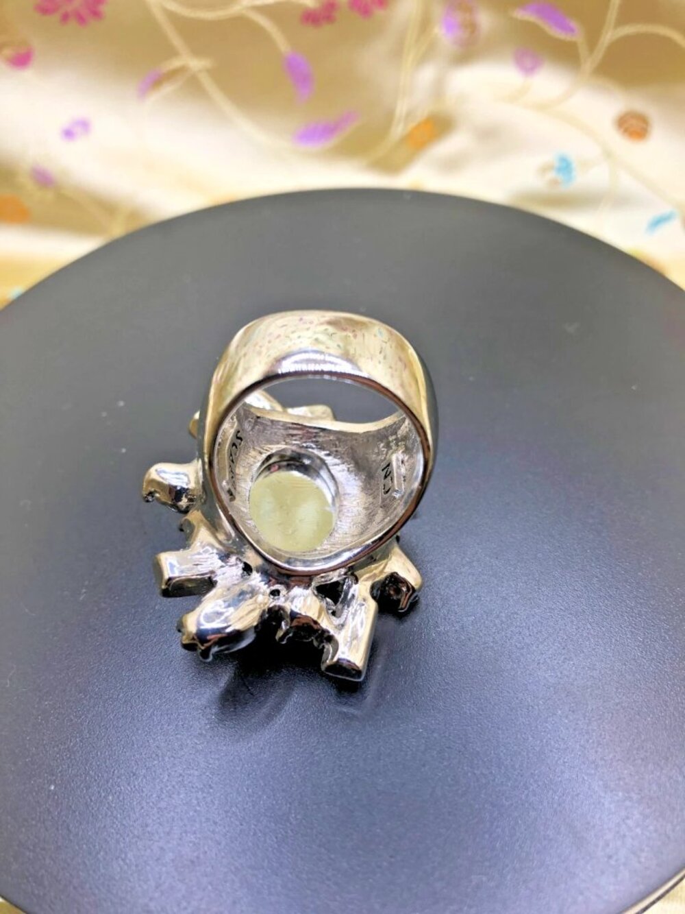 Arnold Scaasi Starburst Cocktail Ring Green Cabochon size 8.5 Vintage, oversize - Picture 8 of 13